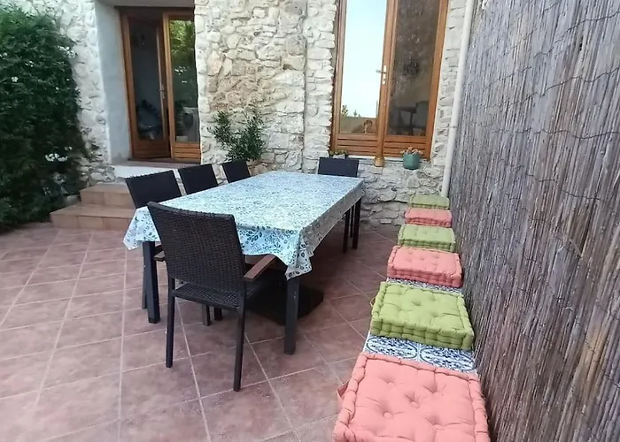 Maison De Village Cosy, Grande Terrasse Dominante * La Rouviere (Gard)